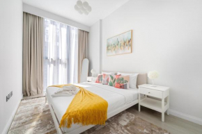 Modern 2 BR in Al Jaddaf